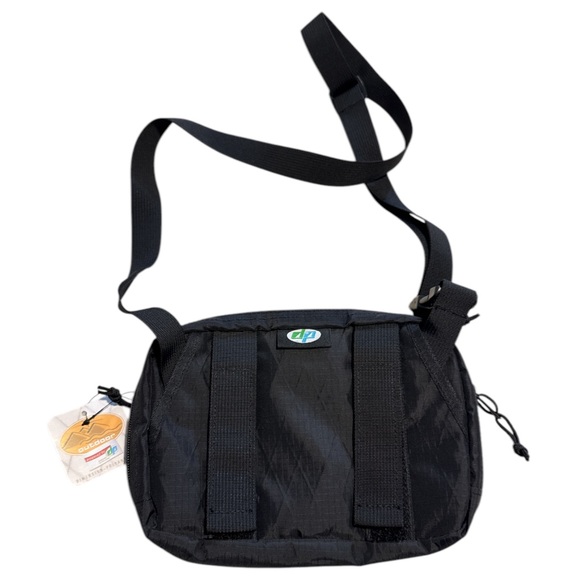 Supreme- Shoulder Bag - Picture 2 of 2